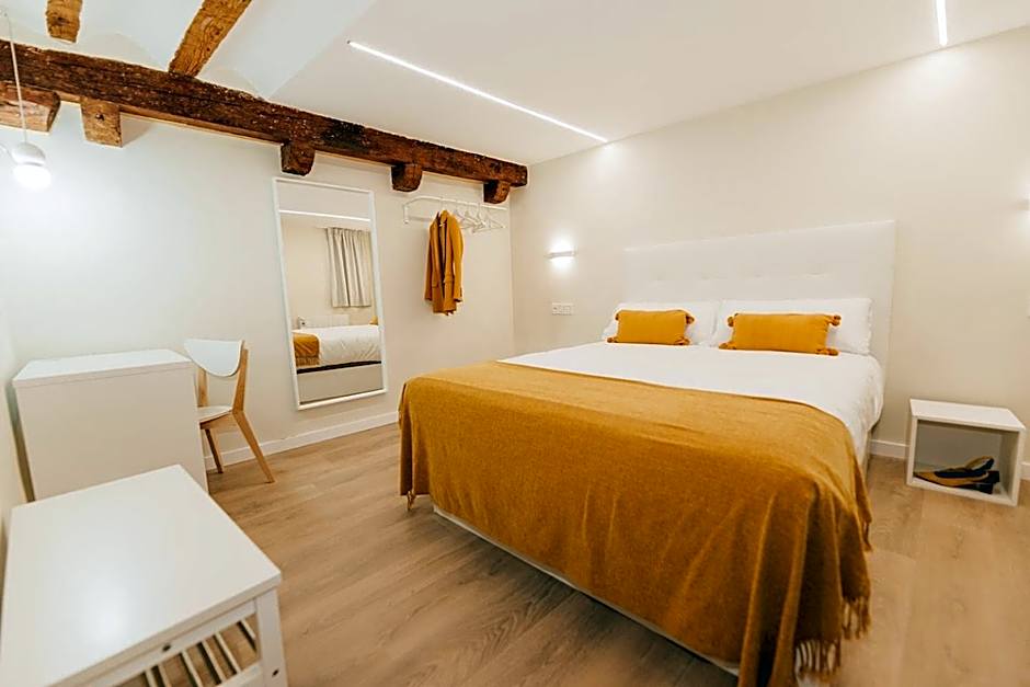 Apartamentos BURGOSUITES