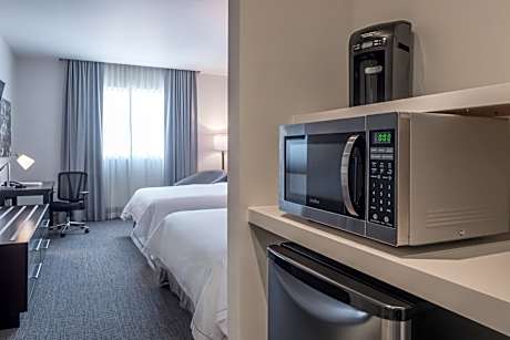 Standard Room with Two Queen Beds