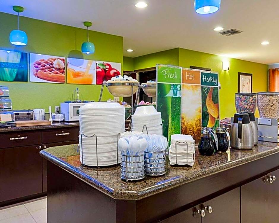 Quality Suites Sulphur – Sulphur, LA