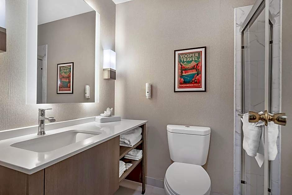 Quality Inn Saint Ignace I-75