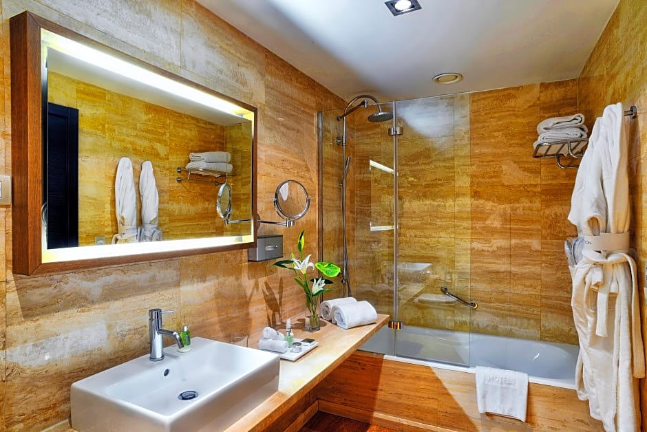 NH Collection Madrid Palacio de Tepa