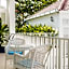 White Boutique Hotel and Restaurant