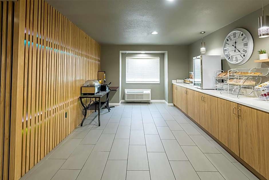 Microtel Inn & Suites By Wyndham Cheyenne