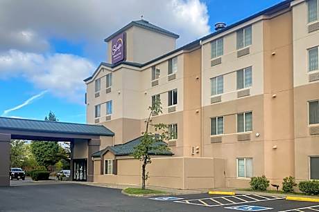 Sleep Inn & Suites Roseburg