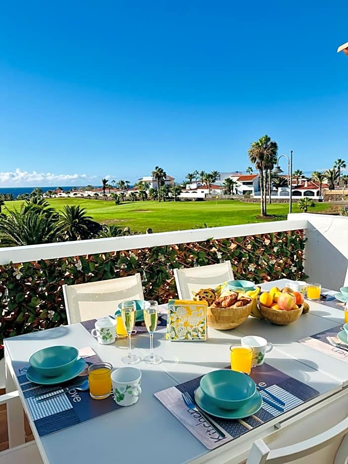 Fantastic sea and golf course view house with 3 bedrooms
