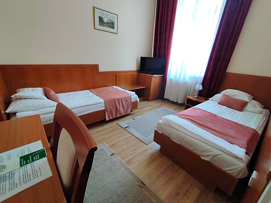 Hotel Pannonia