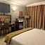 Royal Hotel
