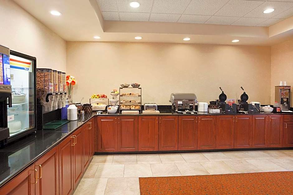 Country Inn & Suites by Radisson, Lexington Park (Patuxent River Naval Air Station), MD