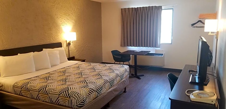 Motel 6 Elk Grove Village - O'Hare