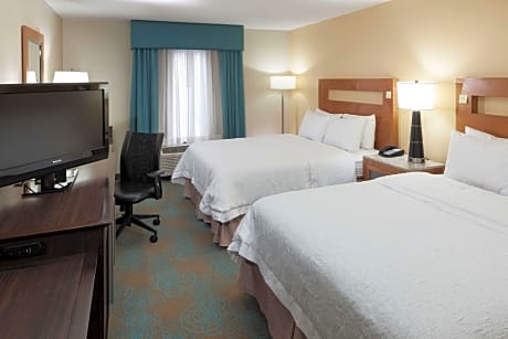 2 Queen Beds Nonsmoking