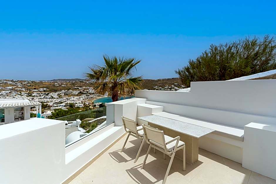 Kallos of Mykonos