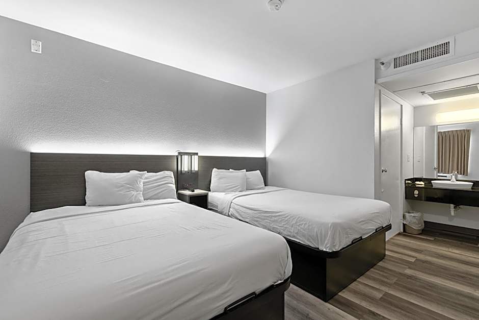 Motel 6-Oceanside, CA