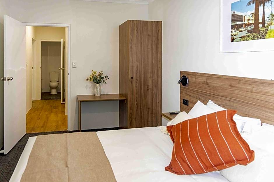 The Metropolitan Hotel