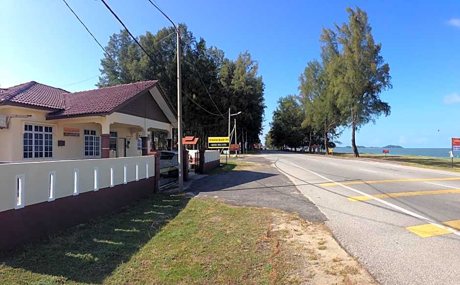 Semarak Beach Inn