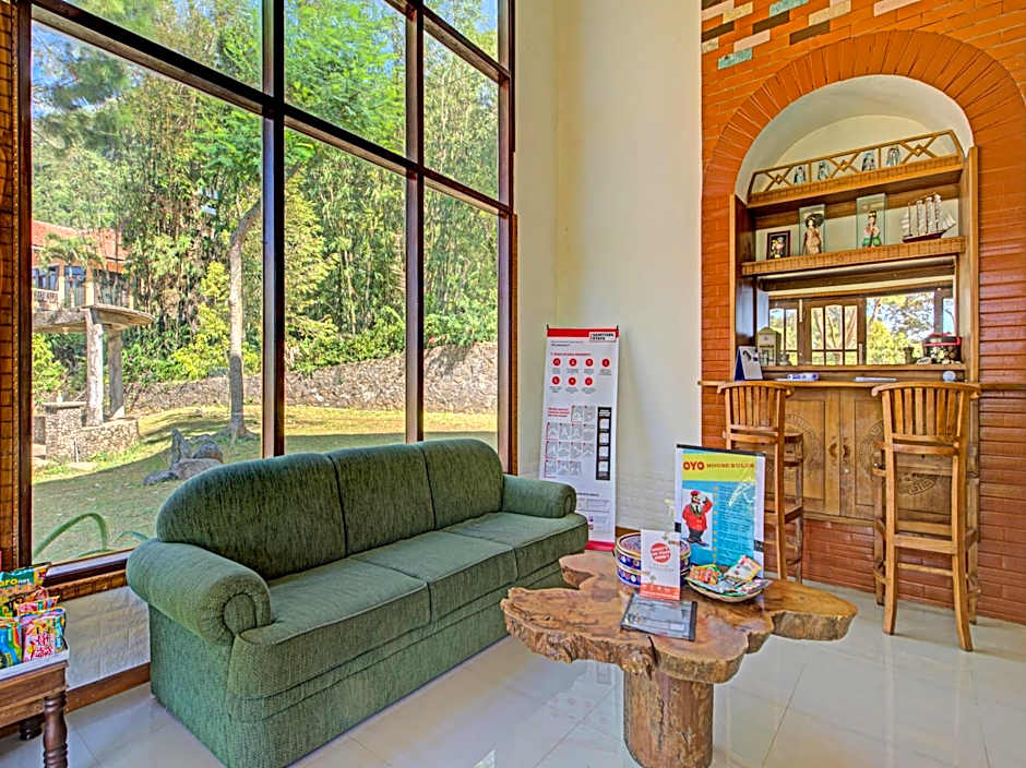 Hotel O Villa Inn App Trawas Bintaro Syariah