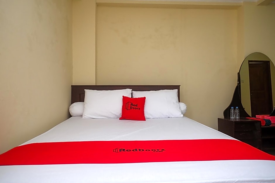 RedDoorz near Candi Ratu Boko 2