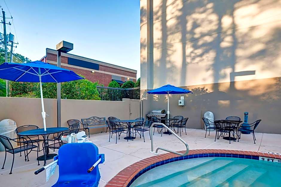 Hampton Inn By Hilton Birmingham/Mountain Brook