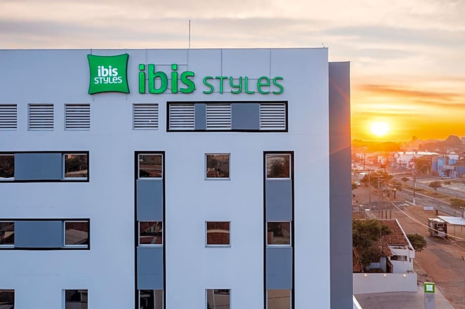 IBIS STYLES BARRETOS