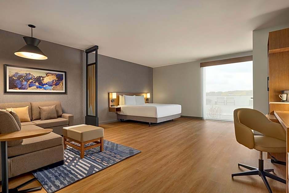 Hyatt Place Windsor