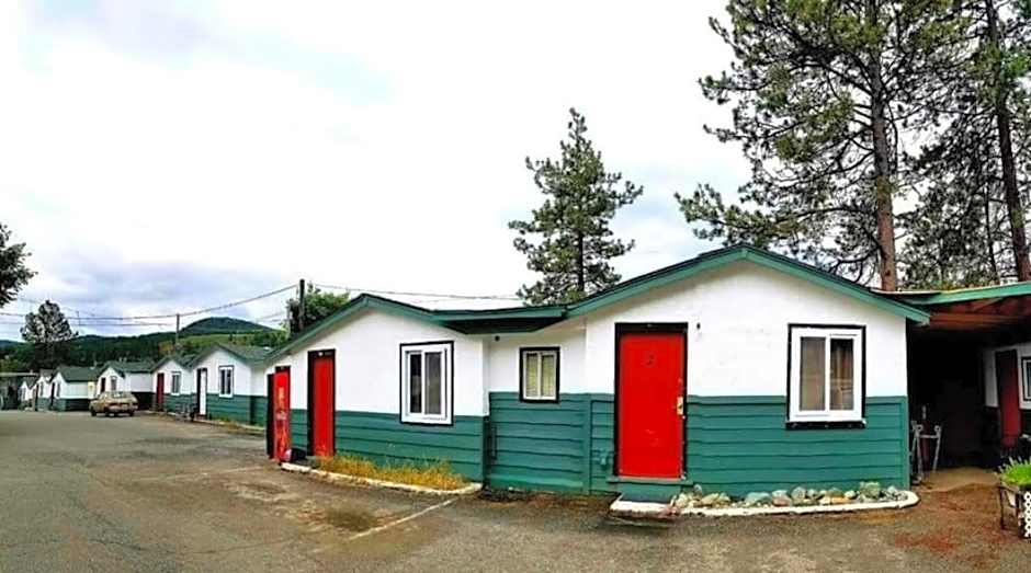 Deerview Lodge & Cabins - Princeton BC