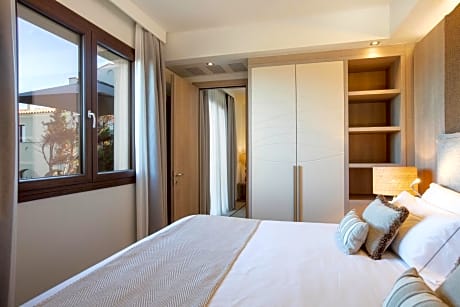 King One Bedroom Suite W/ Sea View - Terrace