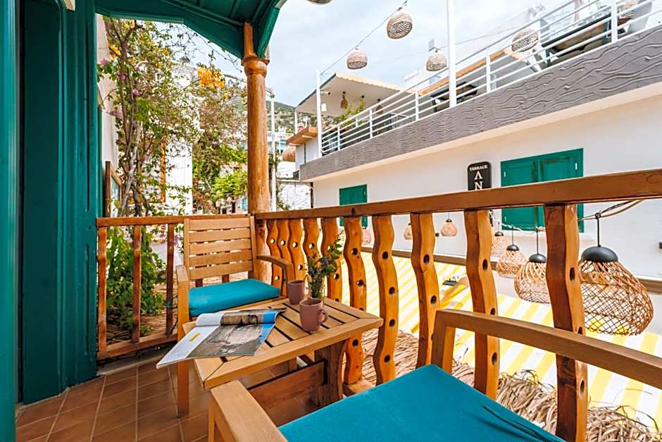 The Old Trading House – Kalkan, NJ