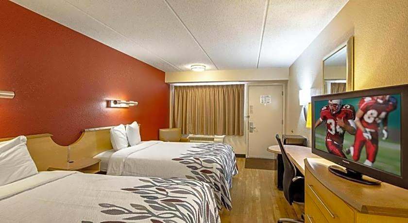 Red Roof Inn Akron