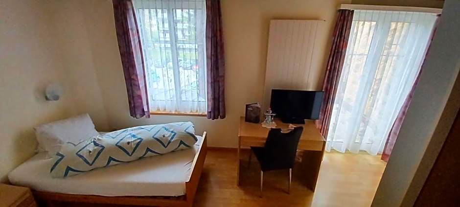 Hotel / Restaurant Post