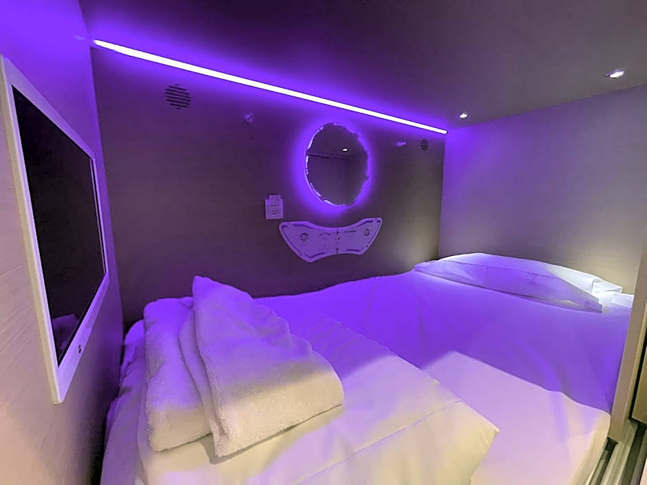 Urban Cube Hostel Sevilla