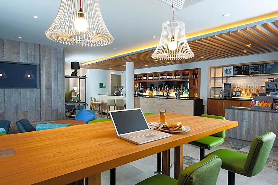 Holiday Inn Salisbury-Stonehenge By IHG