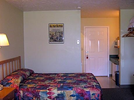 Two Queen Room