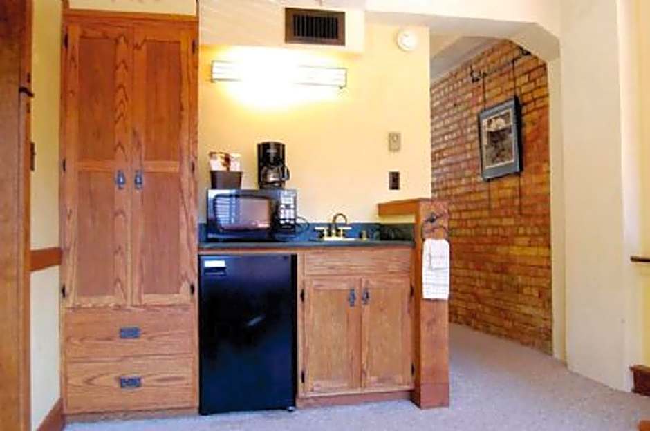 The Branch House & Suites By Gold Dust