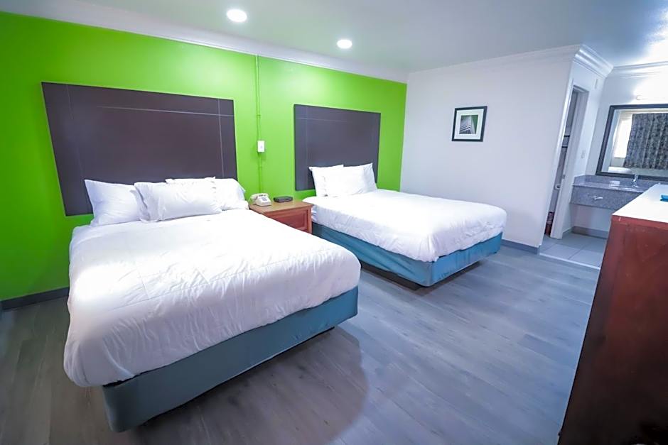 Rodeway Inn San Antonio Lackland AFB - SeaWorld