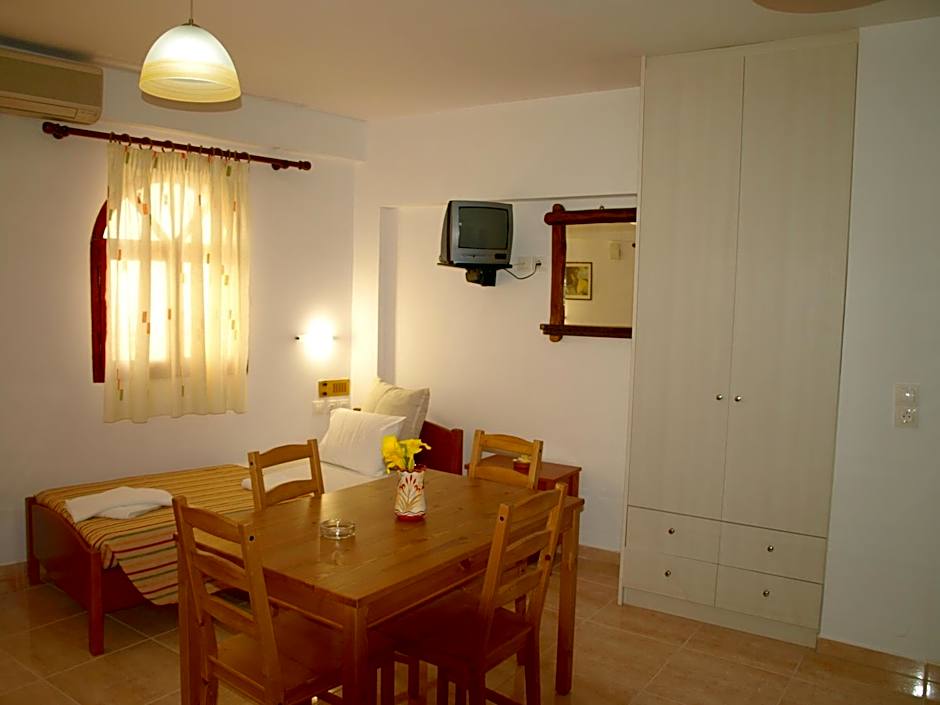 Kastro Studios Apartments
