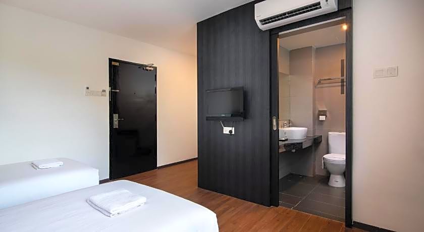 Hotel Waterfall Penang