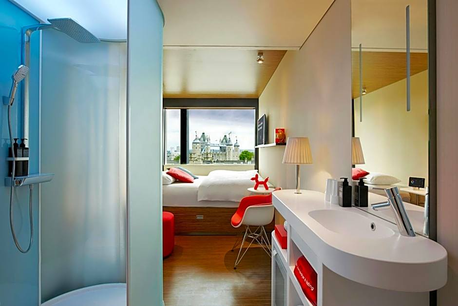 citizenM Tower of London