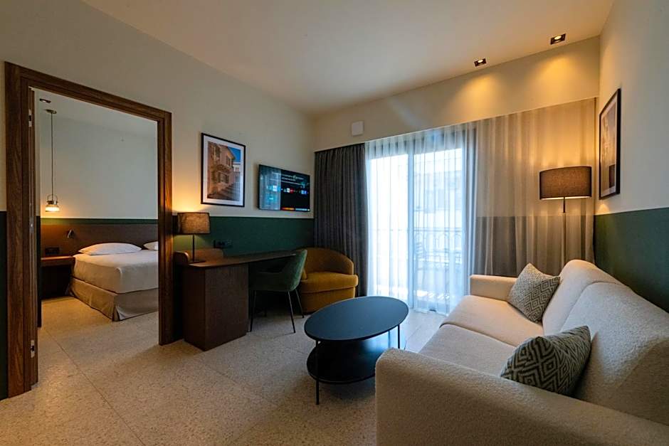 Evripidou 7 - Kalamata Mediterranean Suites