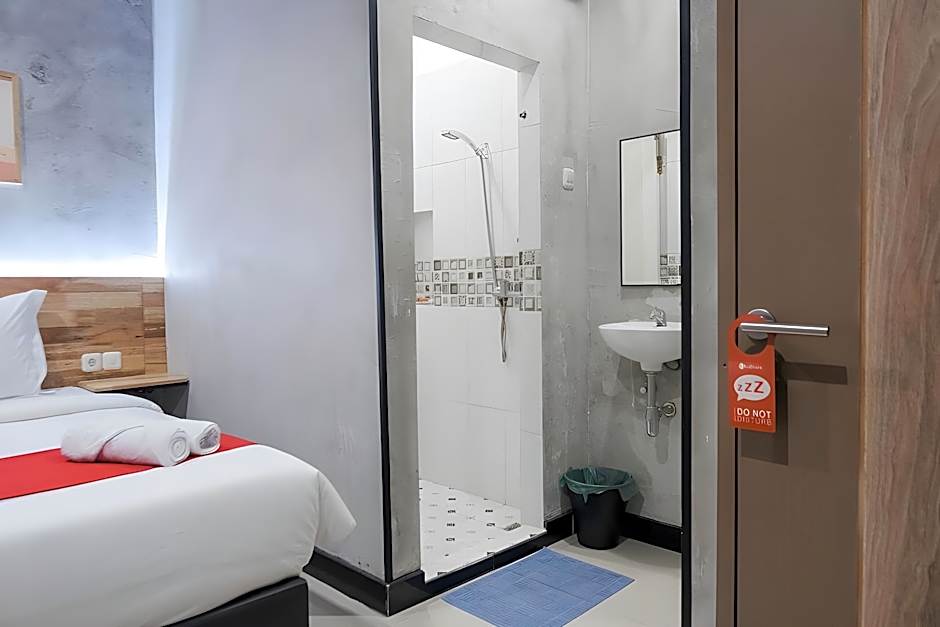 RedDoorz @ Sekip Medan