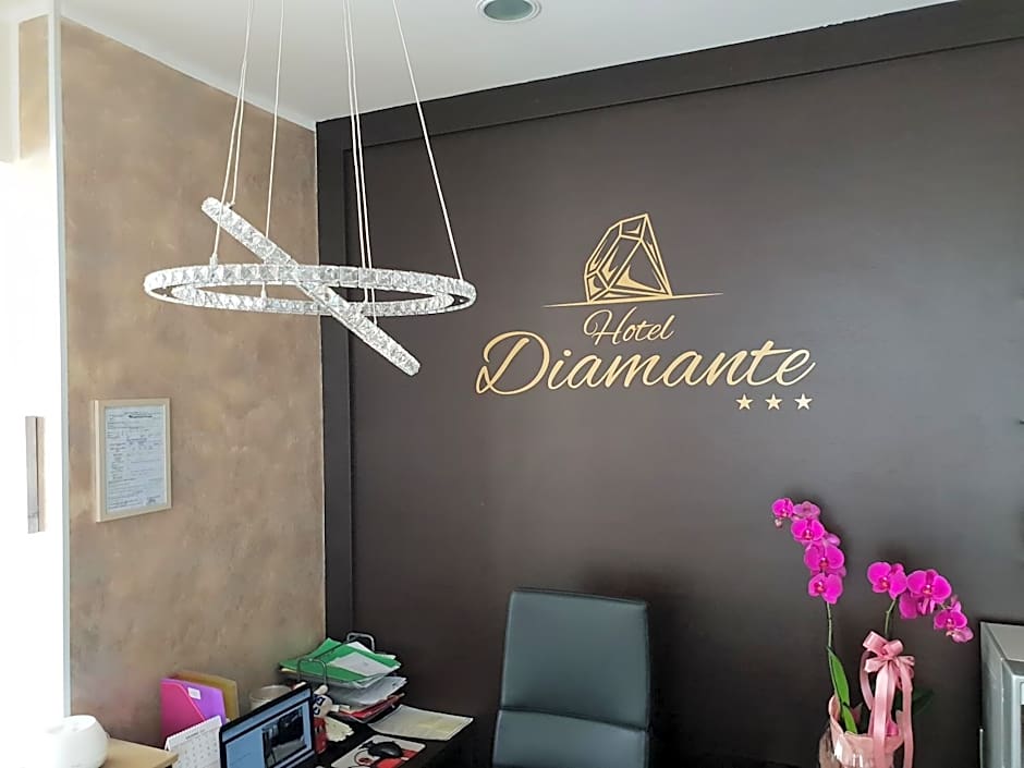HOTEL DIAMANTE