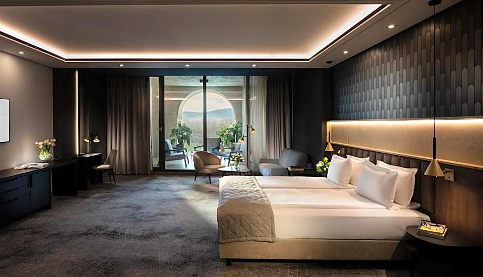 Kings' Valley Medical & Spa Hotel