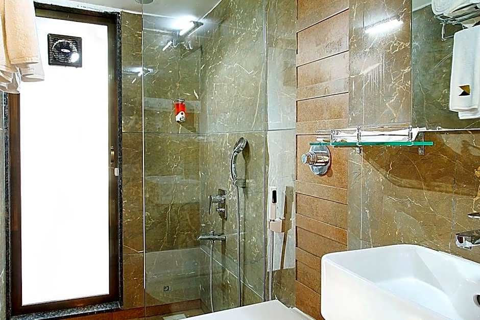 Mumbai House Luxury Apartments Santacruz East