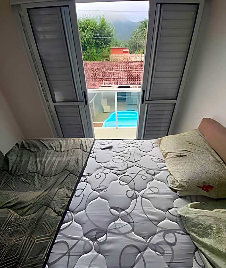 Casa com piscina em Maresias - SP (1)