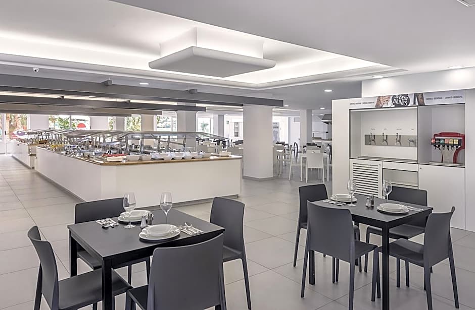 Vibra Mare Nostrum Hotel