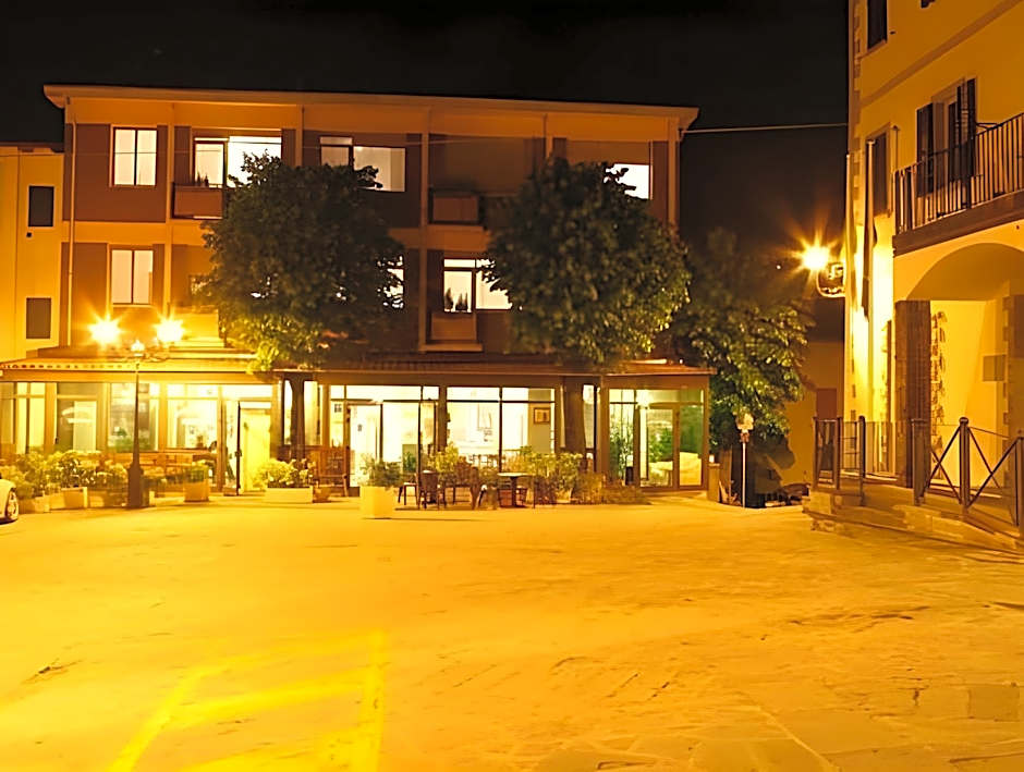Piccolo Hotel