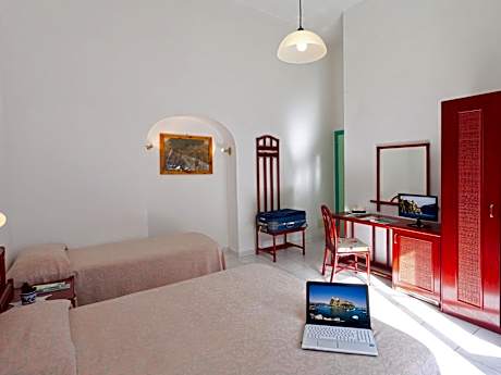 Economy Double or Twin Room