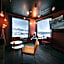Svalbard Hotell | The Vault