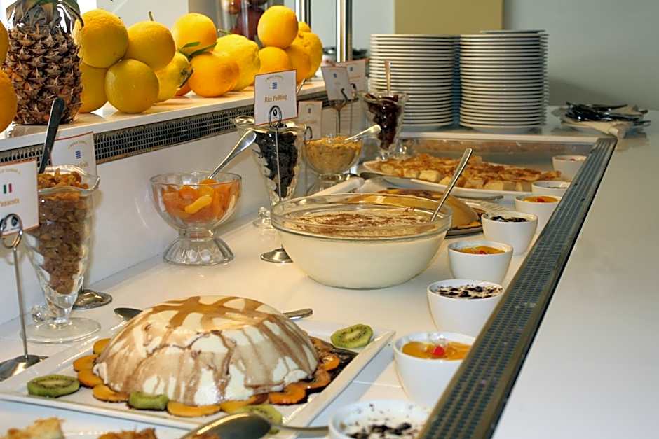 Hydrele Beach Hotel & Village