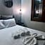 Marlen Luxury Studios & Apartments