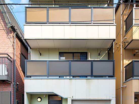 ZZ Inn HonjoAzumabashi