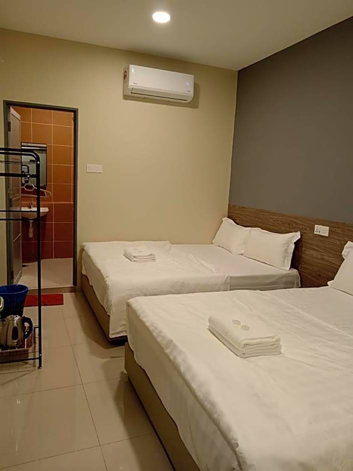 GRAND SRI MUADZAM HOTEL